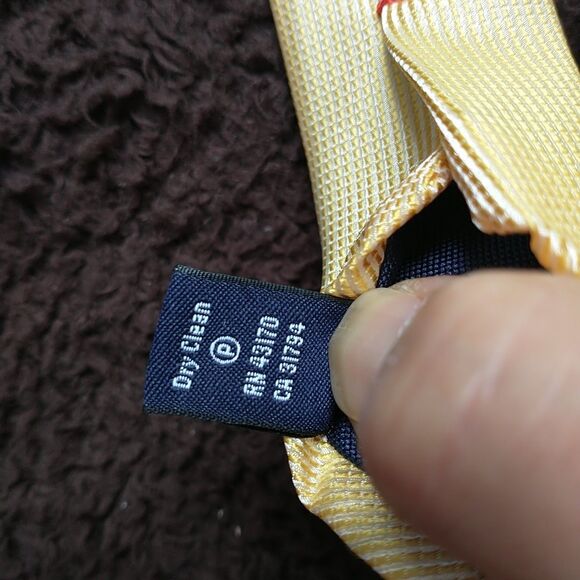 Chaps Necktie Tie Solid Yellow Preppy Formal Slim 3x55" - Picture 6 of 6